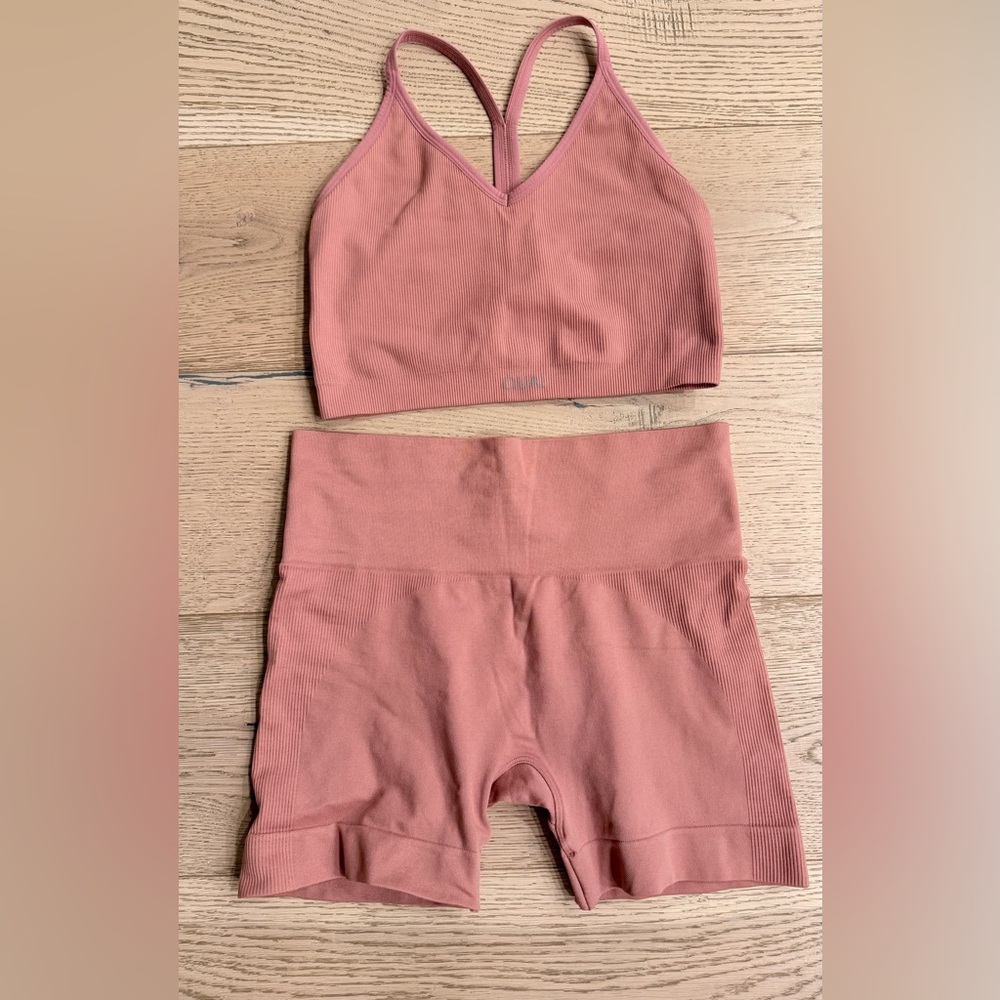 SET Active X OUAI sports bra and short set